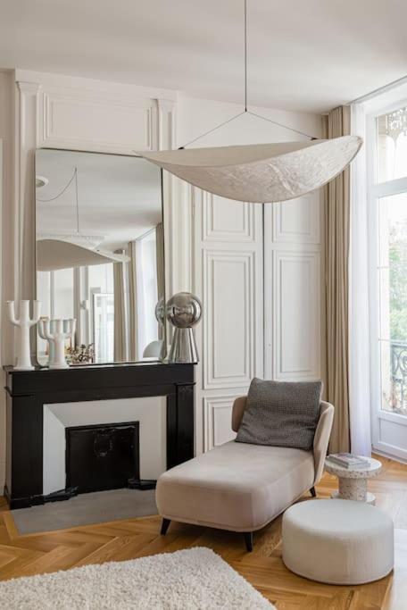 סן-אטיין Beige Hospitalite - Apotheose Luxueux- 3 Chambres - Parking Prive מראה חיצוני תמונה
