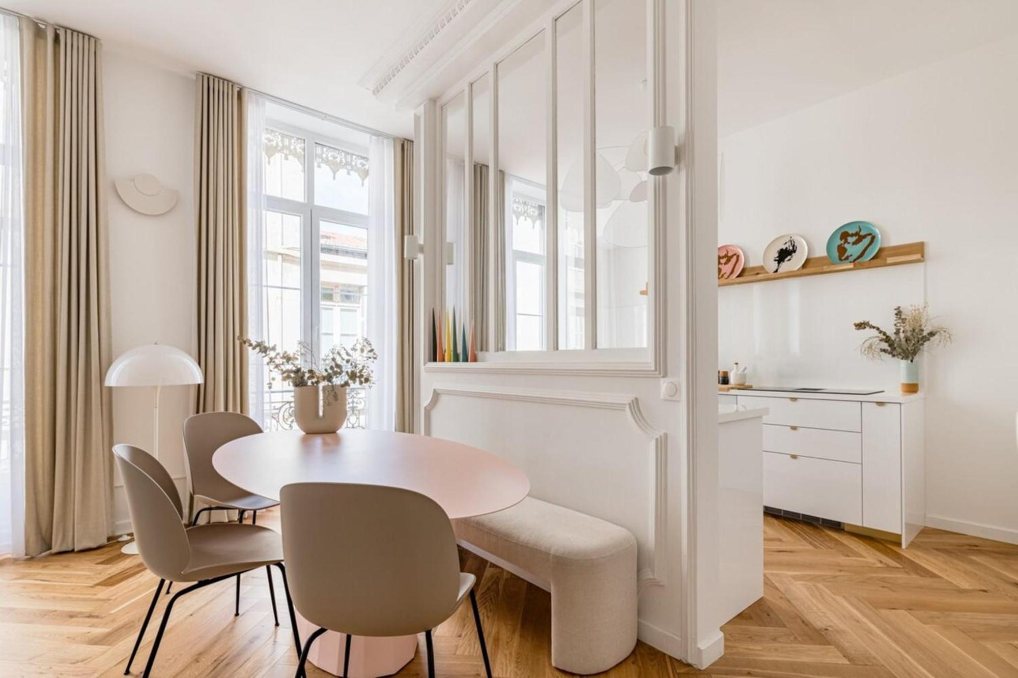 סן-אטיין Beige Hospitalite - Apotheose Luxueux- 3 Chambres - Parking Prive מראה חיצוני תמונה